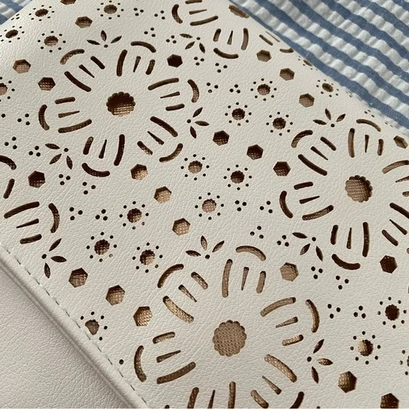 Kelly & Katie Handbag - Picture 2 of 7